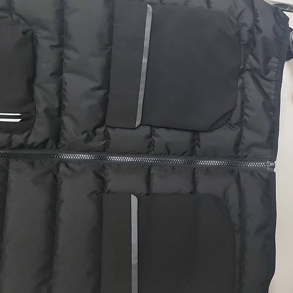NWOT Supply & Demand Men's Puffer Vest Black Size Medium​ - Picture 5 of 10